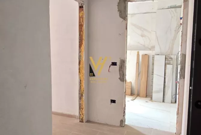 Shtepi ne shitje 1+1 ne Tirane - 140,000 Euro