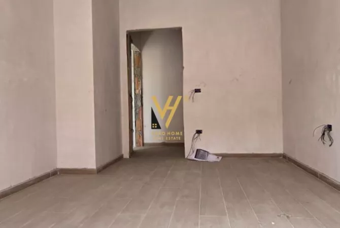 Shtepi ne shitje Apartament ne Tirane, 1+1, Mobilimi E mobiluar, Pagesa 140,000  Euro.