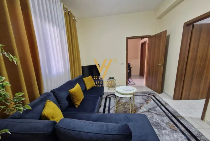 Shtepi me qera 2+1 ne Tirane - 75,000 Leke