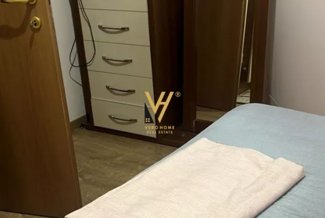 Shtepi me qera Apartament ne Tirane, 2+1, Mobilimi E mobiluar, Pagesa 60,000  Leke.