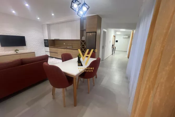 Shtepi me qera Apartament ne Tirane, 1+1, Mobilimi E mobiluar, Pagesa 700  Euro.