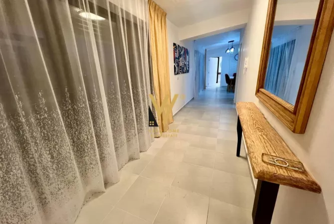 Shtepi me qera Apartament ne Tirane, 1+1, Mobilimi E mobiluar, Pagesa 700  Euro.