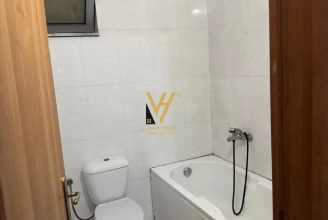 Shtepi me qera Apartament ne Tirane, 2+1, Mobilimi E mobiluar, Pagesa 50,000  Leke.