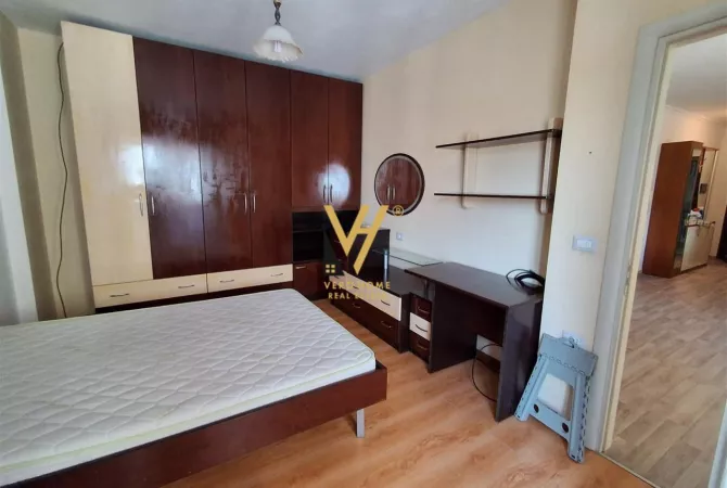 Shtepi ne shitje 1+1 ne Tirane - 180,000 Euro