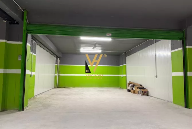 Shtepi ne shitje Apartament ne Tirane, 2+1, Mobilimi E mobiluar, Pagesa 250,000  Euro.