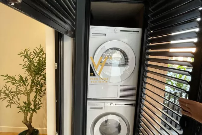 Shtepi me qera Apartament ne Tirane, 3+1, Mobilimi E mobiluar, Pagesa 1,500  Euro.