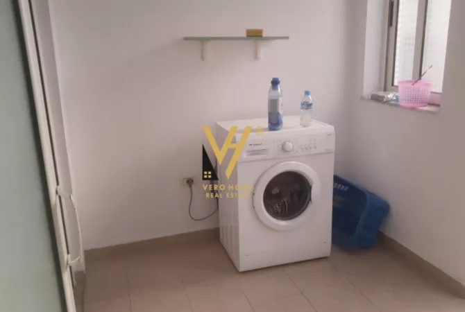 Shtepi me qera 1+1 ne Tirane - 50,000 Leke