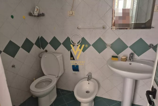 Shtepi me qera 1+1 ne Tirane - 50,000 Leke