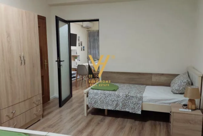 Shtepi me qera Apartament ne Tirane, 1+1, Mobilimi E mobiluar, Pagesa 600  Euro.