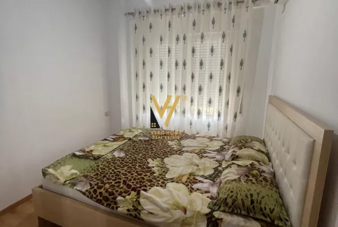 Shtepi me qera Apartament ne Tirane, 2+1, Mobilimi E mobiluar, Pagesa 650  Euro.