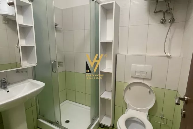 Shtepi me qera Apartament ne Tirane, 2+1, Mobilimi E mobiluar, Pagesa 650  Euro.