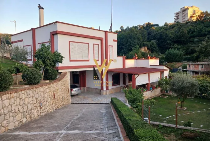 Shtepi me qera Shtepi Private ne Tirane, 2+1, Mobilimi E mobiluar, Pagesa 430  Euro.