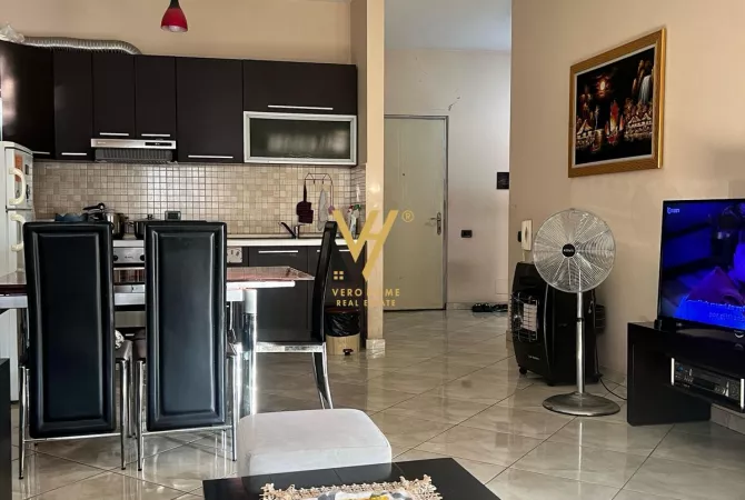 Shtepi ne shitje 2+1 ne Tirane - 187,000 Euro