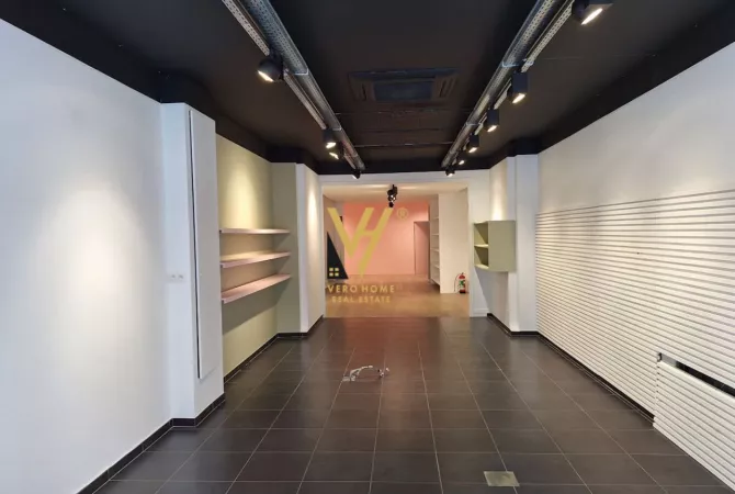 Ambient biznesi me qera 3+1 ne Tirane - 1,300 Euro