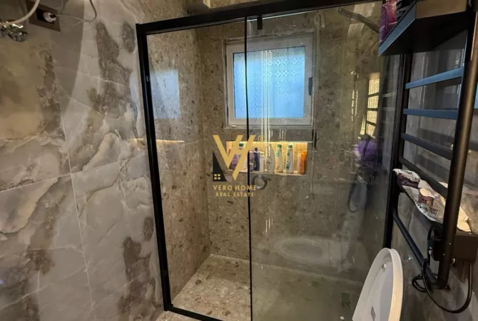 Shtepi me qera Apartament ne Tirane, 2+1, Mobilimi E mobiluar, Pagesa 950  Euro.