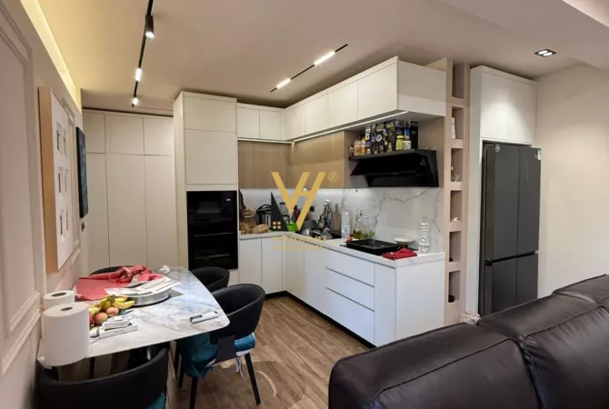 Shtepi me qera Apartament ne Tirane, 2+1, Mobilimi E mobiluar, Pagesa 950  Euro.