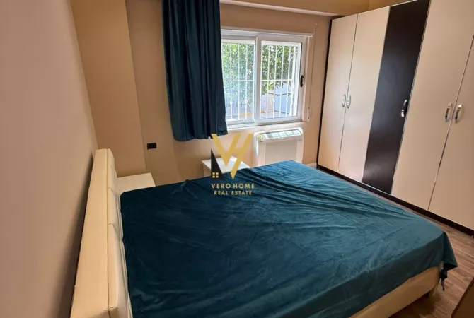 Shtepi me qera Apartament ne Tirane, 2+1, Mobilimi E mobiluar, Pagesa 650  Euro.