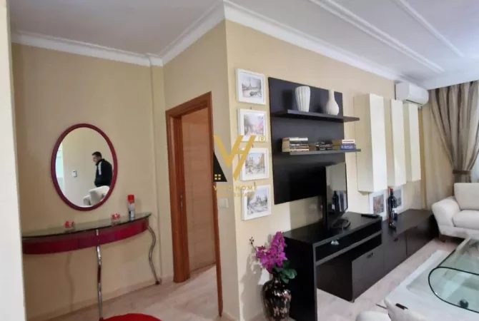 Casa in affitto 1+1 a Tirana - 800 Euro