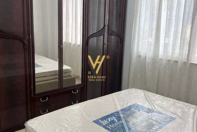 Shtepi me qera Apartament ne Tirane, 2+1, Mobilimi E mobiluar, Pagesa 60,000  Leke.