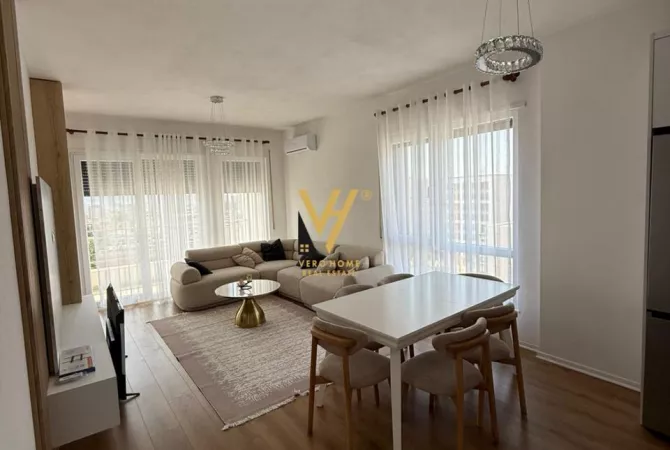 Shtepi me qera 2+1 ne Tirane - 800 Euro