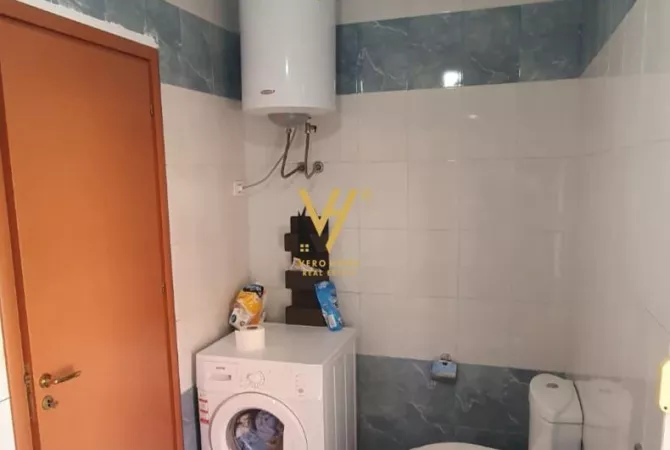 Shtepi me qera Apartament ne Tirane, 2+1, Mobilimi E mobiluar, Pagesa 550  Euro.