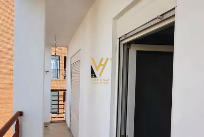 Shtepi me qera Apartament ne Tirane, 2+1, Mobilimi E mobiluar, Pagesa 550  Euro.