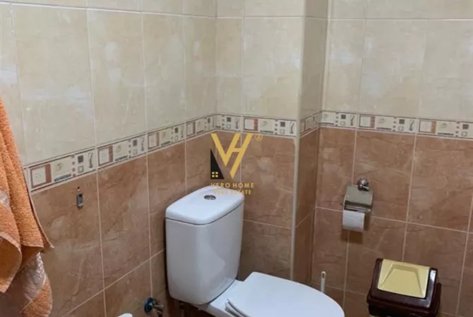 Shtepi me qera Apartament ne Tirane, 2+1, Mobilimi E mobiluar, Pagesa 550  Euro.