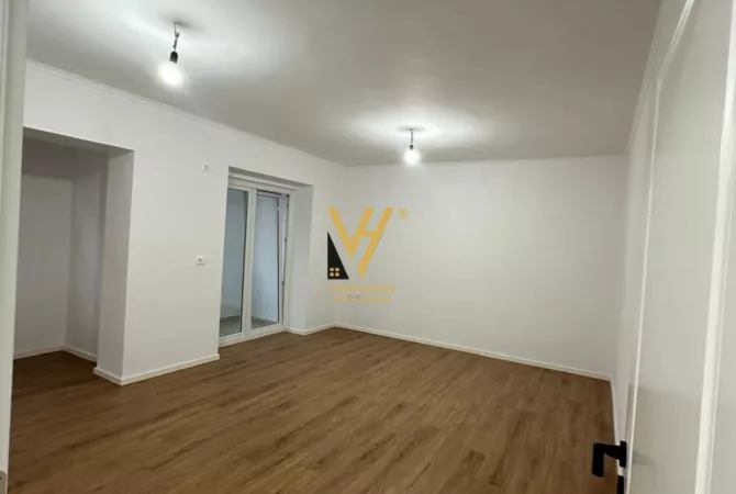 Shtepi ne shitje 1+1 ne Tirane - 153,000 Euro