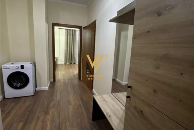 Shtepi me qera 2+1 ne Tirane - 600 Euro