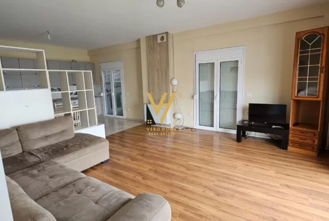 Shtepi me qera 3+1 ne Tirane - 550 Euro