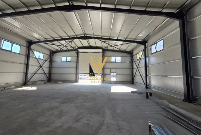 Ambient biznesi me qera 4+1 ne Tirane - 2,000 Euro
