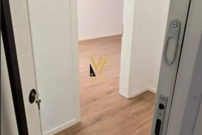 Shtepi ne shitje Apartament ne Tirane, 1+1, Mobilimi Bosh, pa mobiluar, Pagesa 110,000  Euro.