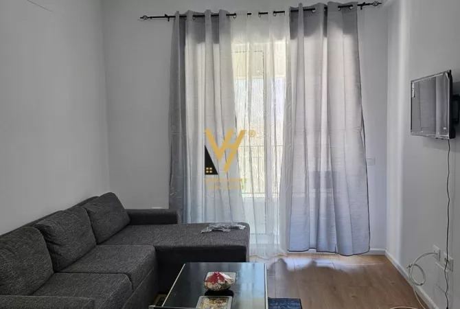 Shtepi me qera 1+1 ne Tirane - 450 Euro