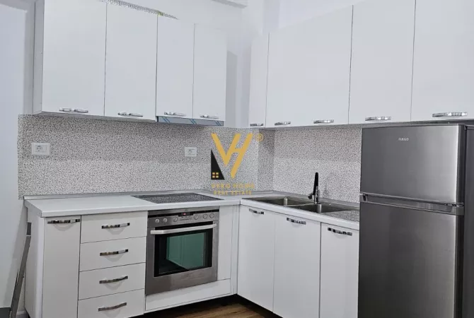 Shtepi me qera 1+1 ne Tirane - 450 Euro
