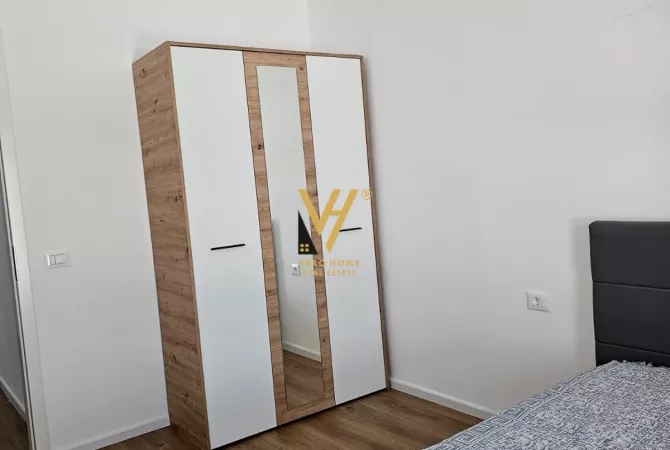 Shtepi me qera Apartament ne Tirane, 1+1, Mobilimi E mobiluar, Pagesa 450  Euro.