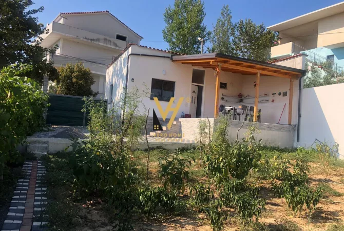 Shtepi me qera 2+1 ne Tirane - 50,000 Leke