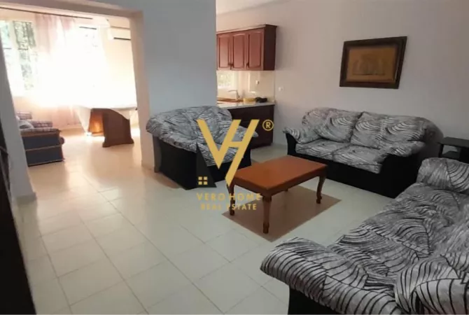 Shtepi me qera 2+1 ne Tirane - 500 Euro