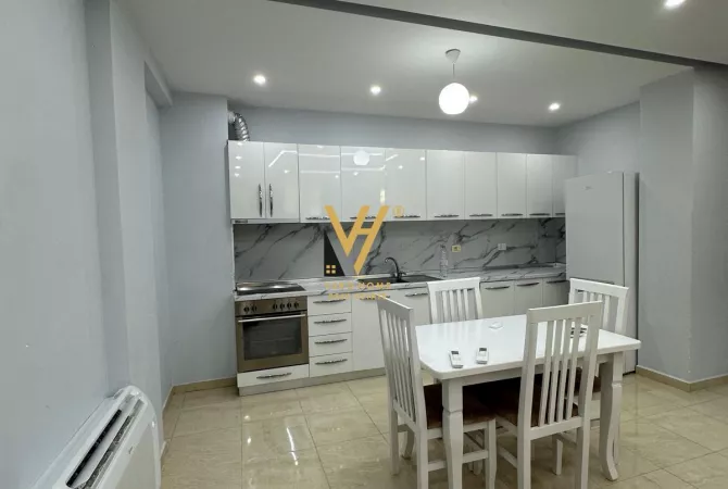 Shtepi me qera 2+1 ne Tirane - 600 Euro