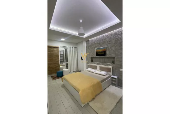 Shtepi me qera 1+1 ne Tirane - 65,000 Leke