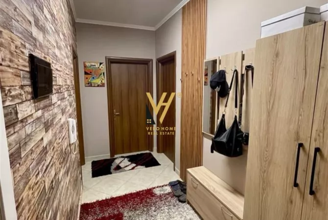 Shtepi ne shitje Apartament ne Tirane, 2+1, Mobilimi E mobiluar, Pagesa 139,000  Euro.