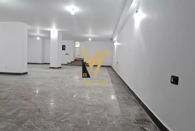 Ambient biznesi me qera 1+1 ne Tirane - 400,000 Leke