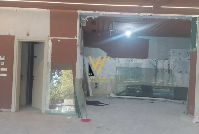 Ambient biznesi me qera 1+1 ne Tirane - 1,700 Euro