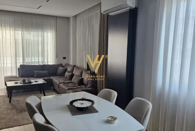 Shtepi me qera 2+1 ne Tirane - 650 Euro