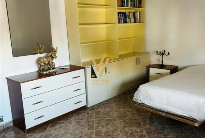 Shtepi me qera 2+1 ne Tirane - 600 Euro