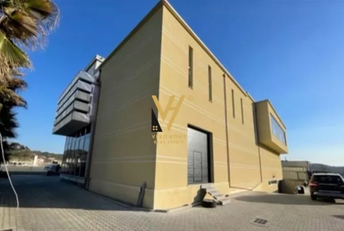 Ambient biznesi ne shitje 4+1 ne Tirane - 2,500,000 Euro