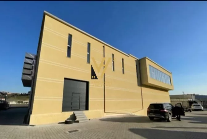 Ambient biznesi ne shitje 4+1 ne Tirane - 2,500,000 Euro