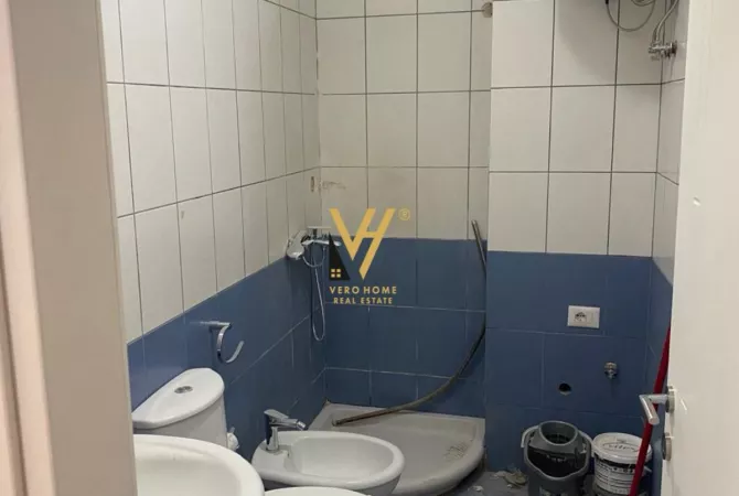 Ambient biznesi me qera 3+1 ne Tirane - 500 Euro
