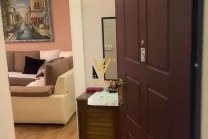 Shtepi me qera 2+1 ne Tirane - 650 Euro