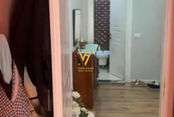 Shtepi me qera Apartament ne Tirane, 2+1, Mobilimi E mobiluar, Pagesa 650  Euro.