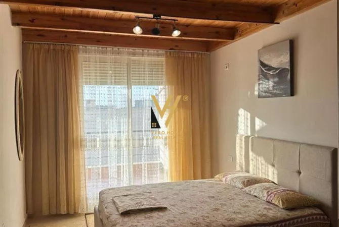 Shtepi me qera Apartament ne Tirane, 2+1, Mobilimi E mobiluar, Pagesa 54,000  Leke.